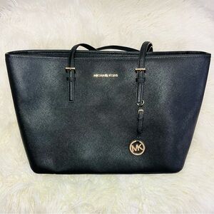 Michael Kors Jet Set Travel Tote